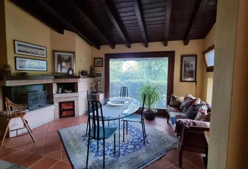 ホテル Agriturismo Il Fragolino