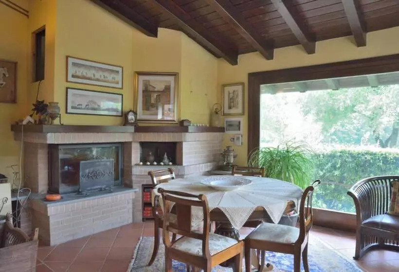 ホテル Agriturismo Il Fragolino