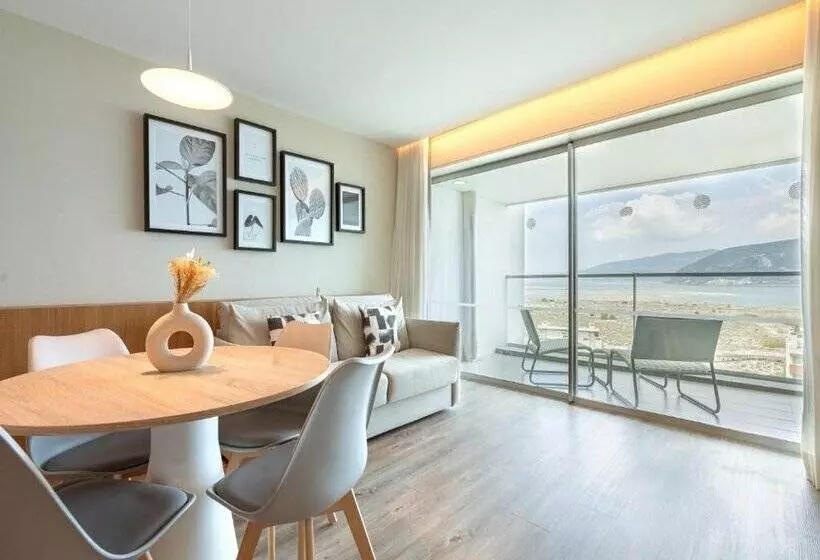 ホテル Aqualuz Troia Mar by The Editory