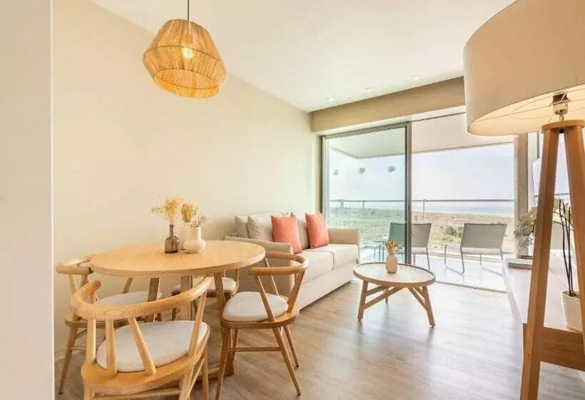 ホテル Aqualuz Troia Mar by The Editory