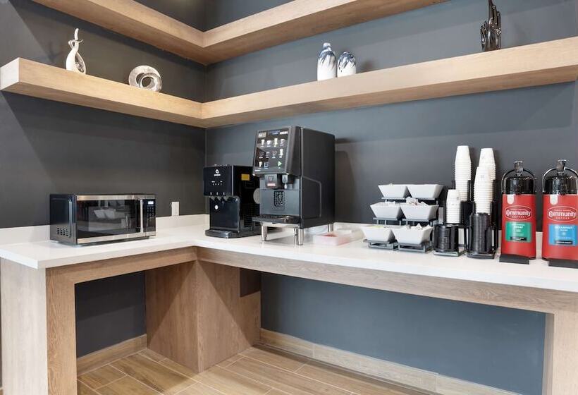 בית מלון כפרי Best Western Plus Mobile Inn And Suites