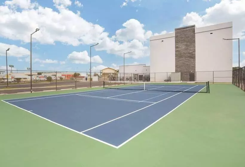 ホテル Best Western Plus Mobile Inn And Suites