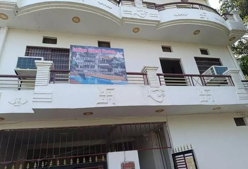 Hotelli Oyo Flagship 81301 Arman Residency Guest House