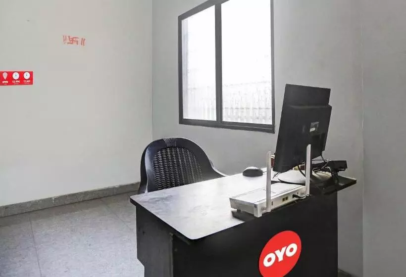 Hotelli Oyo Flagship 81301 Arman Residency Guest House