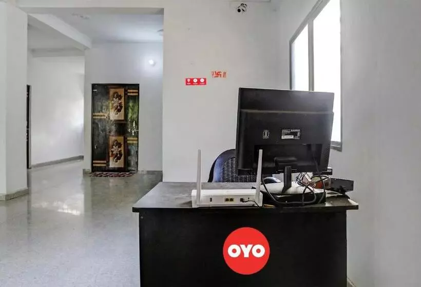 Hotelli Oyo Flagship 81301 Arman Residency Guest House