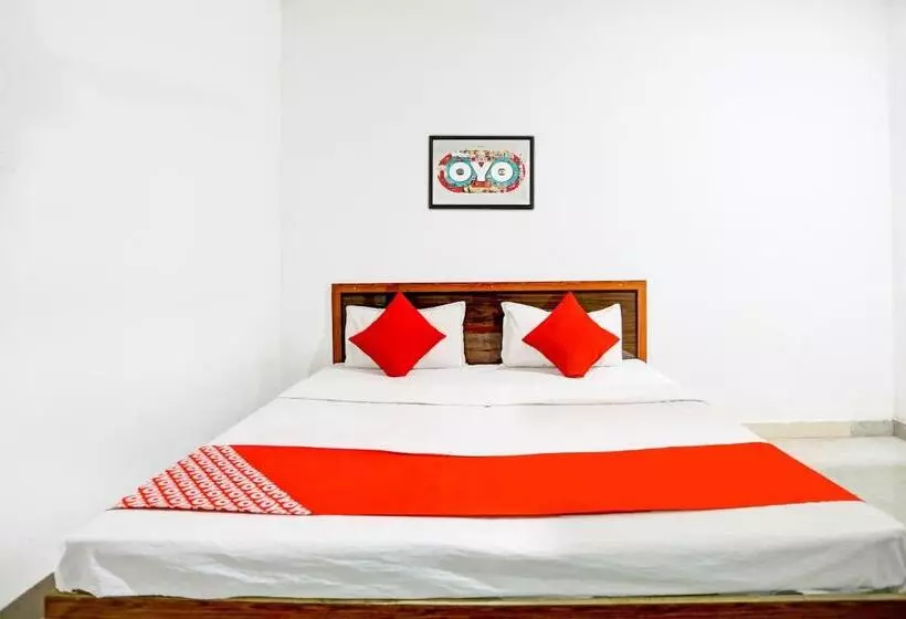Hotelli Oyo Flagship 81301 Arman Residency Guest House