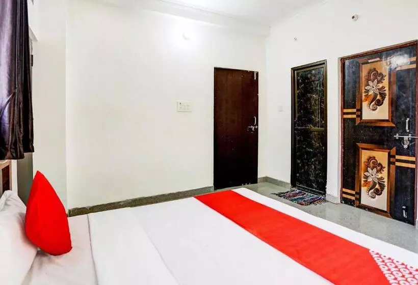 Hotelli Oyo Flagship 81301 Arman Residency Guest House