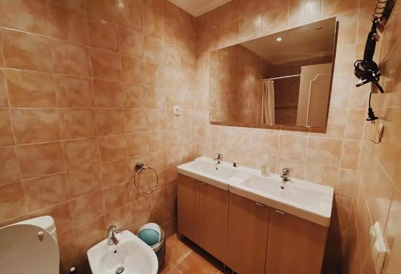 ペンション Coastal Garden Paradise Retreat  6 Min From The Beach