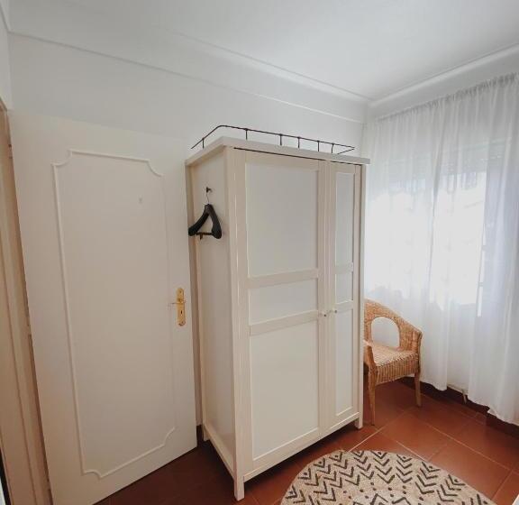 פנסיון Coastal Garden Paradise Retreat 6 Min From The Beach