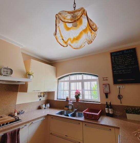 Pensione Coastal Garden Paradise Retreat 6 Min From The Beach