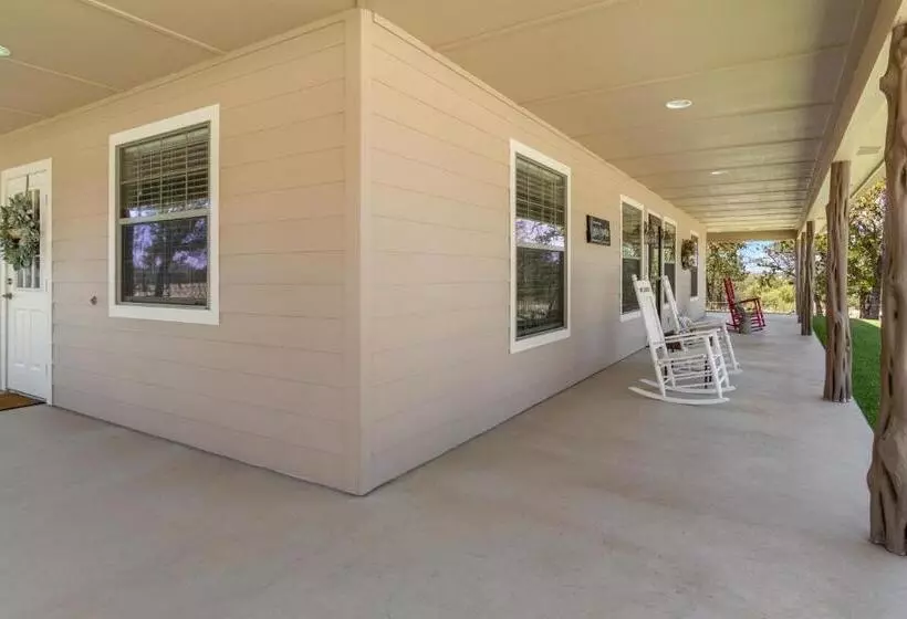 Majatalo Omie S Ranch Haus