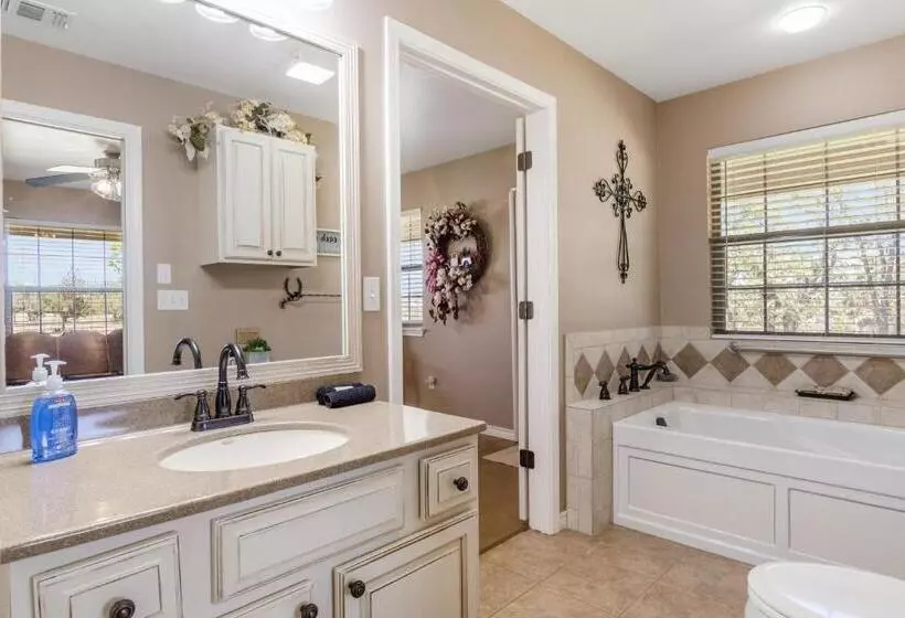 Majatalo Omie S Ranch Haus