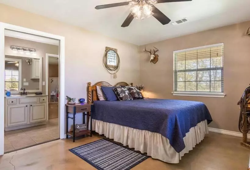 Majatalo Omie S Ranch Haus