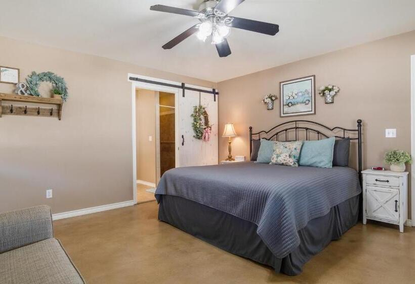 Panzió Omie S Ranch Haus