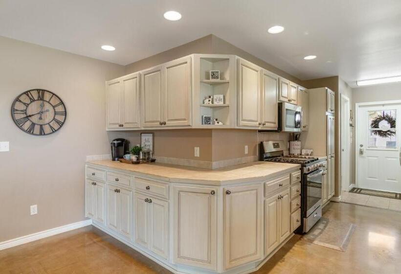 Panzió Omie S Ranch Haus