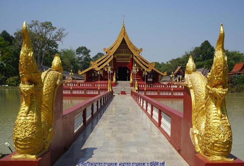 Phanomrung Hostel & Linn Chan Cafe พนมรุ้ง โฮส์เทล แอนด์ ลิณณ์จัง คาเฟ่