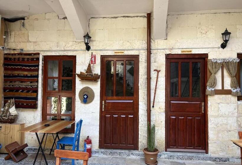 تختخواب و صبحانه Gökhanbey Konağı Butik Otel