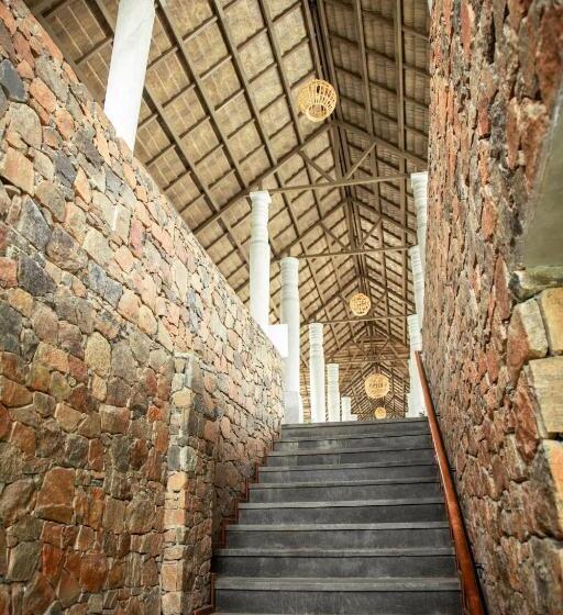 فندق Maayaa Riverside Villas & Suites By Keala