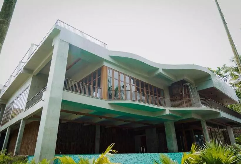 Hotelli Maayaa Riverside Villas & Suites By Keala