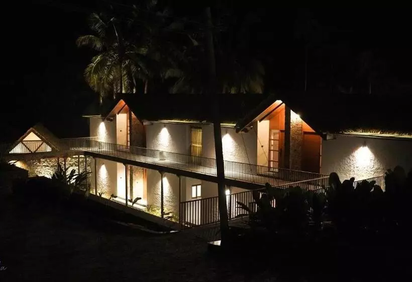 Hotelli Maayaa Riverside Villas & Suites By Keala