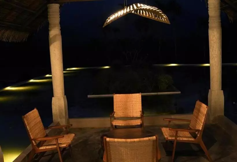 Hotelli Maayaa Riverside Villas & Suites By Keala