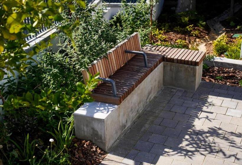 Отель Wytham Manor House