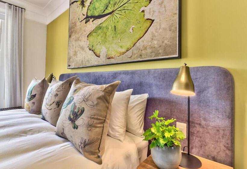 Отель Wytham Manor House