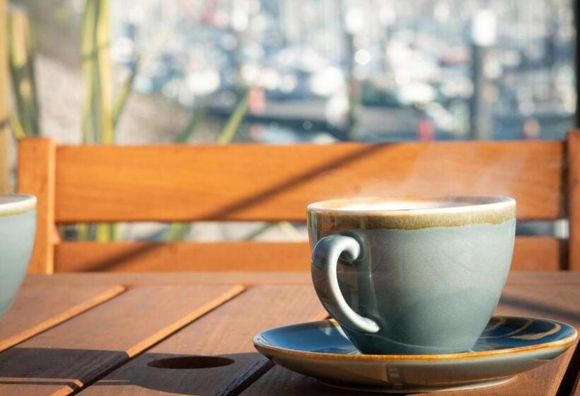 酒店 Rooms At Haslar Marina