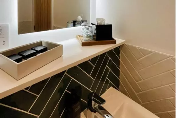 Hotelli Rooms At Haslar Marina