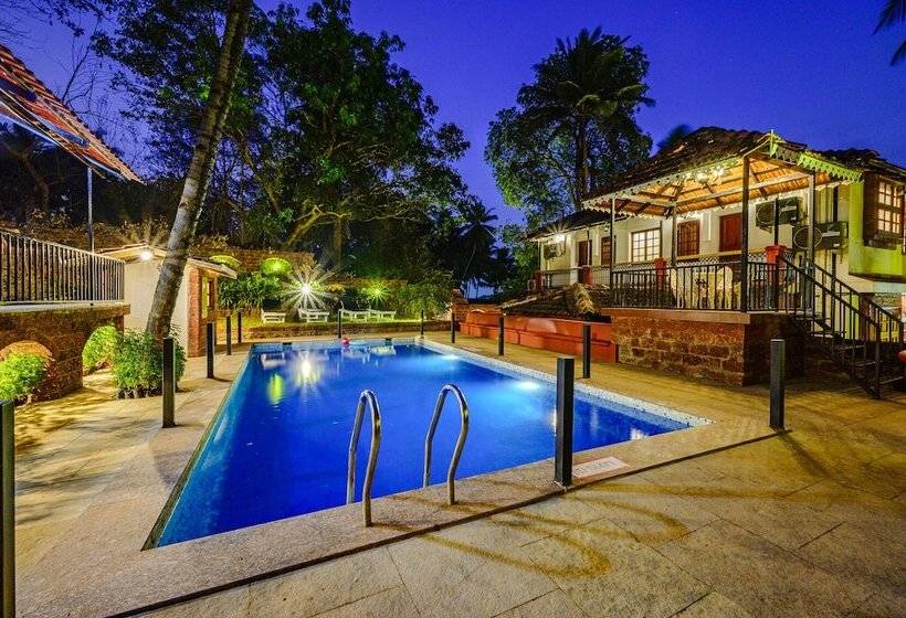 リゾートホテル Neemrana S Three Waters