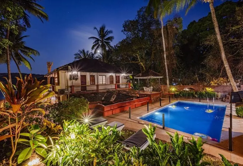 Lomakeskus Neemrana S Three Waters