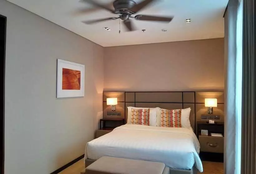 The Plaza Garden Hotel And Residences