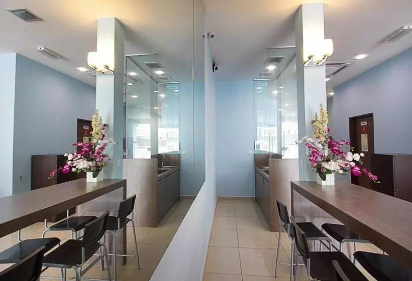 ユースホステル Sri Packers   Klia