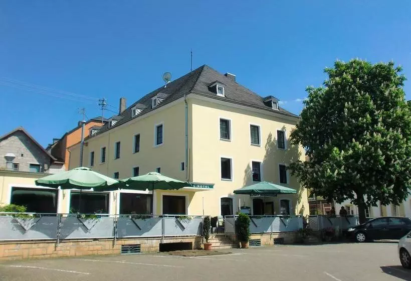 Central Hotel Greiveldinger