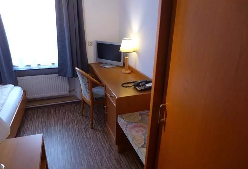 Central Hotel Greiveldinger