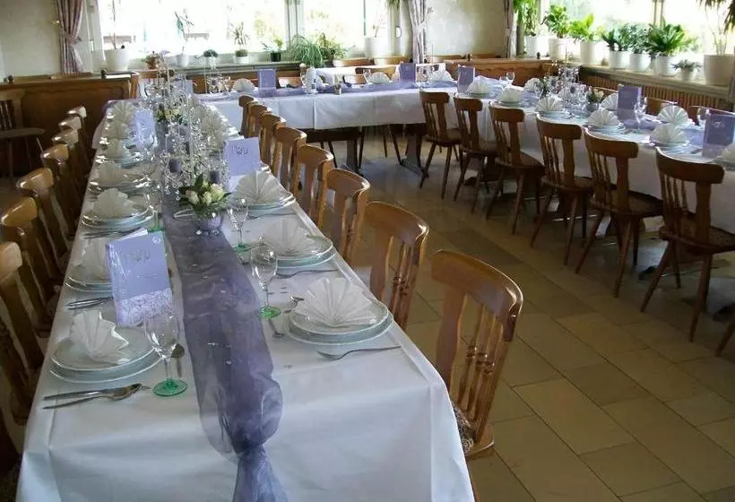 ホテル Gasthof Rhönperle