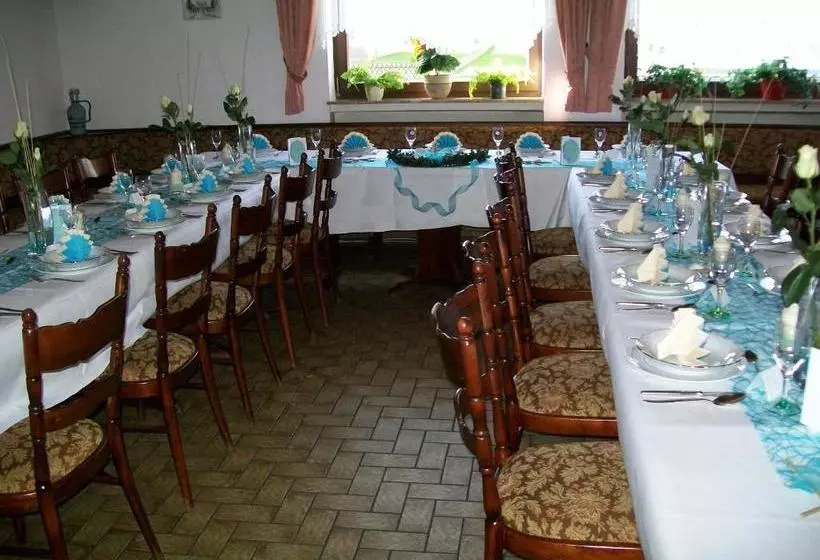 ホテル Gasthof Rhönperle