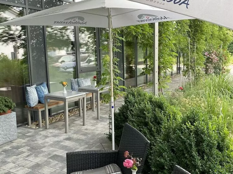 Hotelli 7 Continents