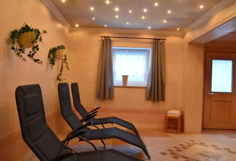 ホテル Alpenlodge Pfronten