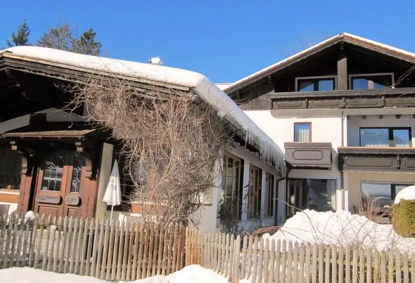 ホテル Alpenlodge Pfronten