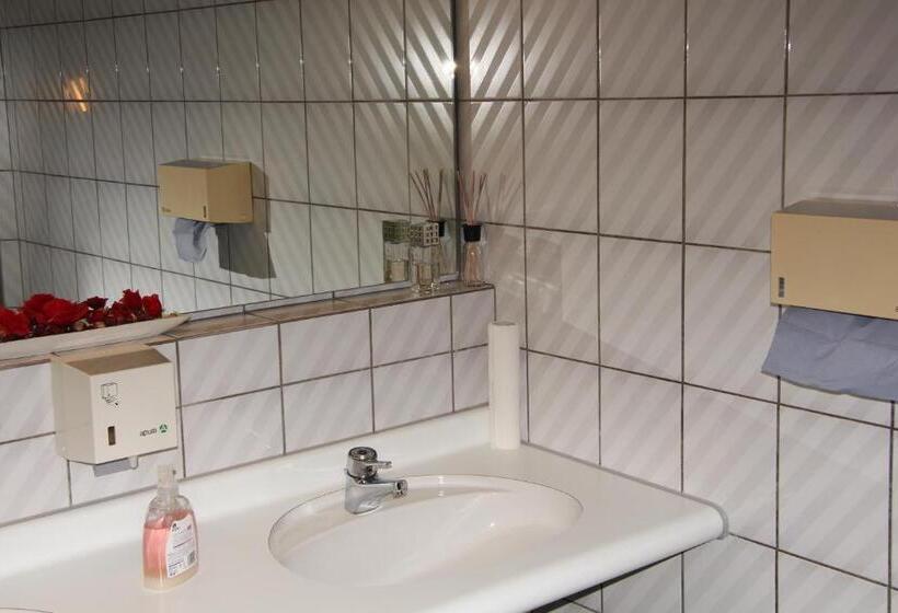 Hotel Am Schloss Neuenstein