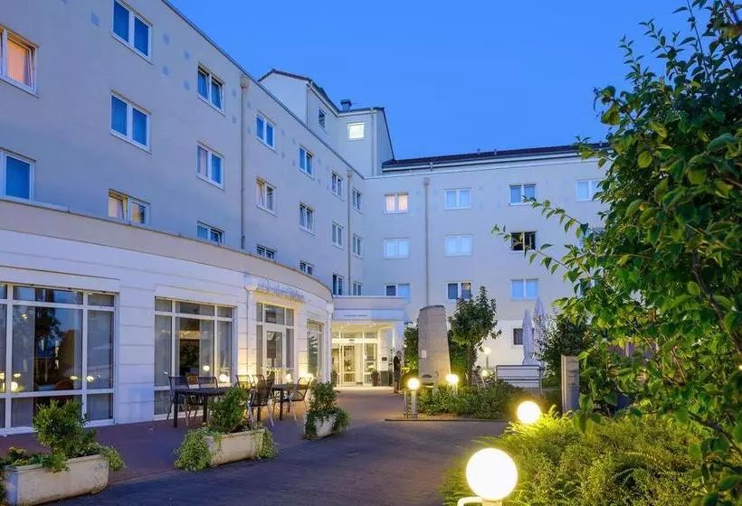 Hotelli Amedia Boardinghouse Frankfurt-airport