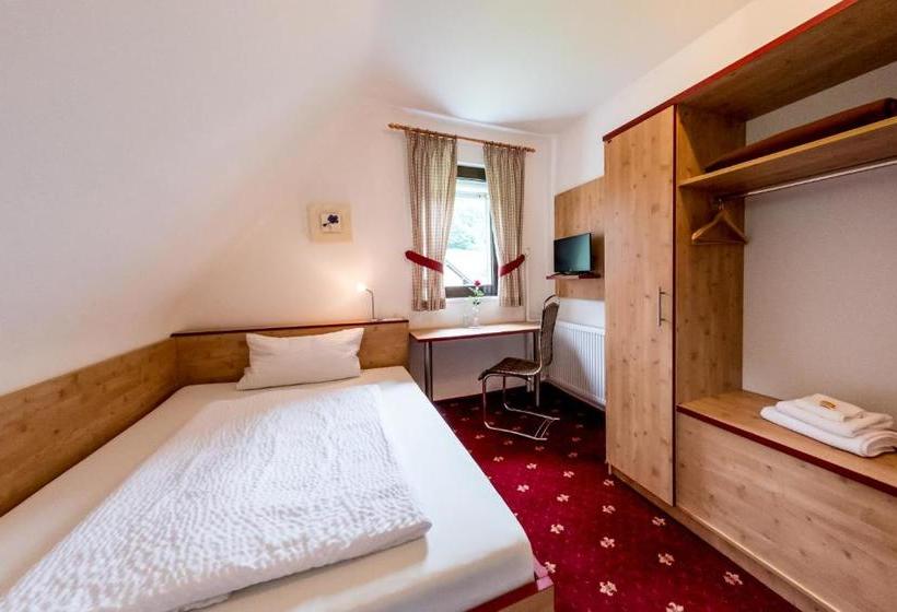 Отель Bergstation Schmeddnalm