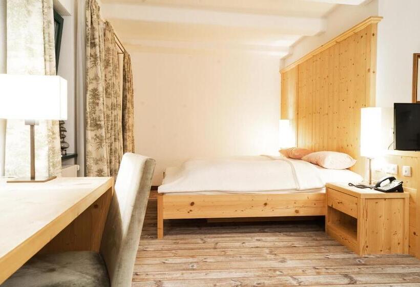 Hotelli Forsthaus Wörnbrunn