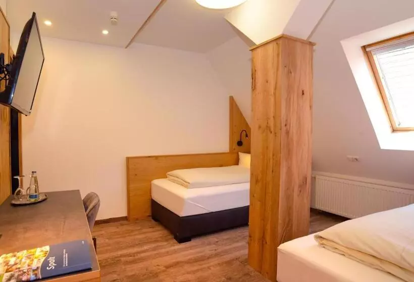 Hotelli Gasthof Krone