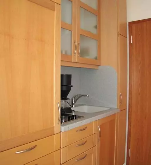 ホテル Gda Gäste