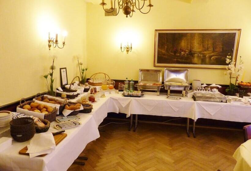 Отель Grimmelshausen