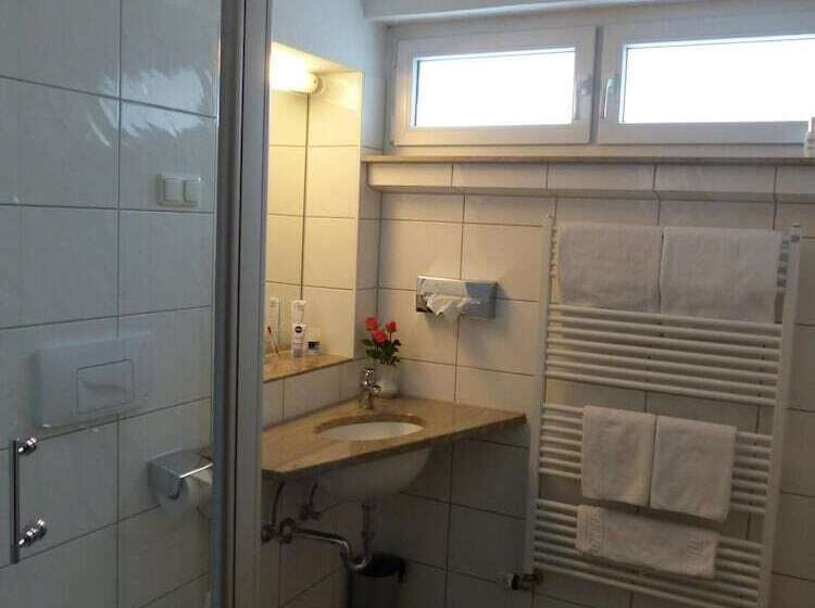 Отель Grimmelshausen