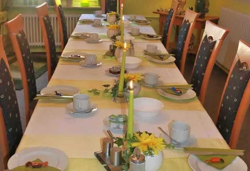 Hotelli Gästehaus Stelle