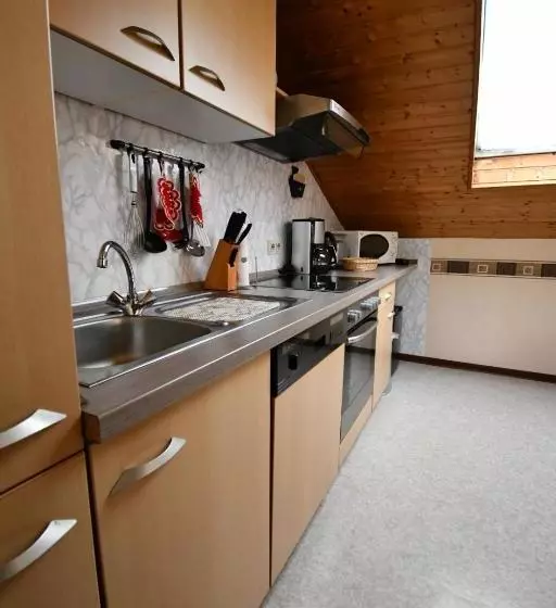 Hotelli Gästehaus Steuer